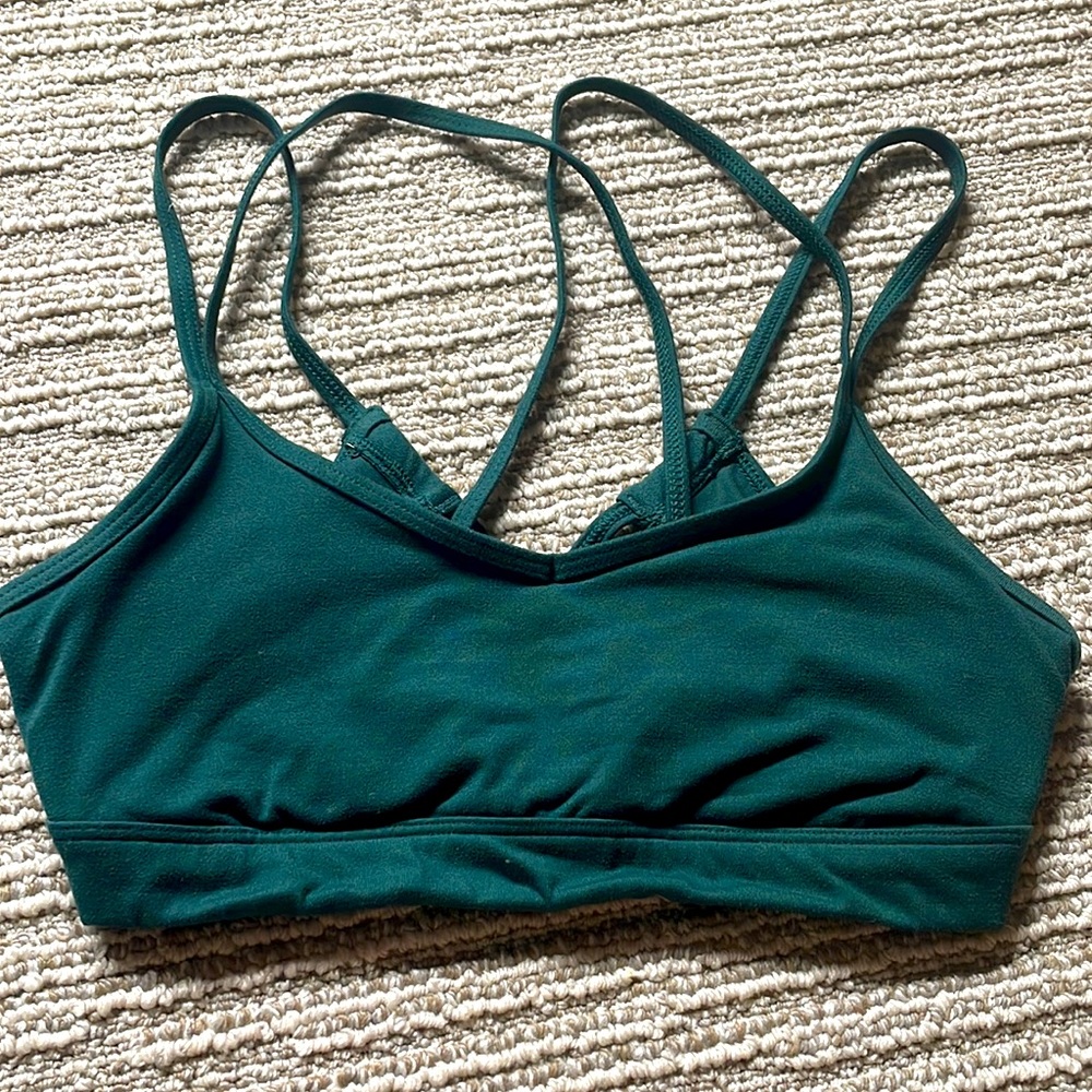 Gilly Hicks hollister sports bra